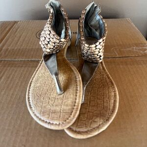 Chic Tan Woven Sandals for Women